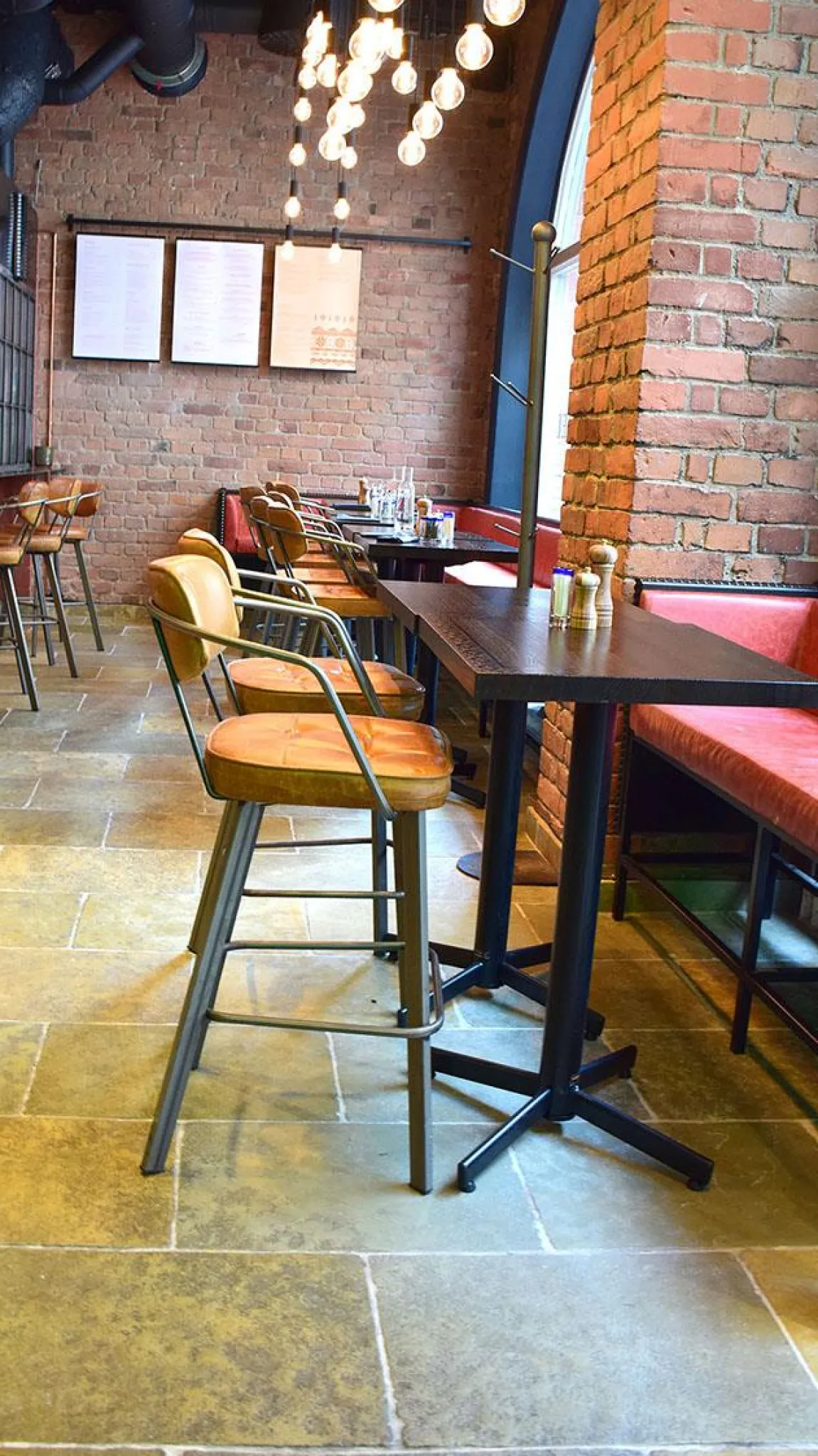 Bordsstativ Stable Table Classic FlipTop Bar 64 Svart