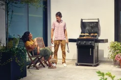 Gasolgrill Napoleon Rouge 425-2 3 Brännare Svart