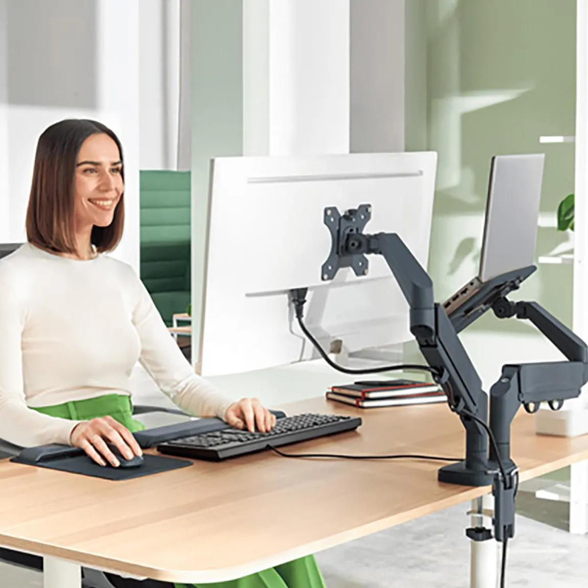 Monitorarm Leitz Ergo Dubbel & Laptop-Stativ