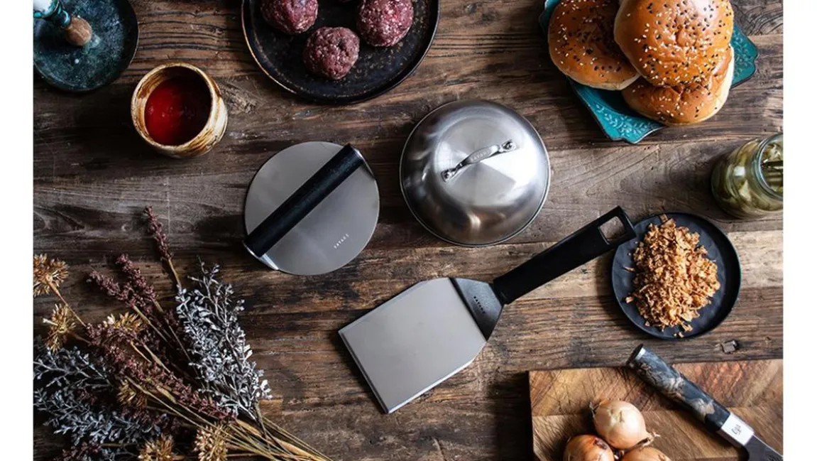 Smashburgerset Satake Stekspade, Press & Cloche