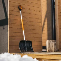 Snöskyffel Fiskars X-Series Snöraka