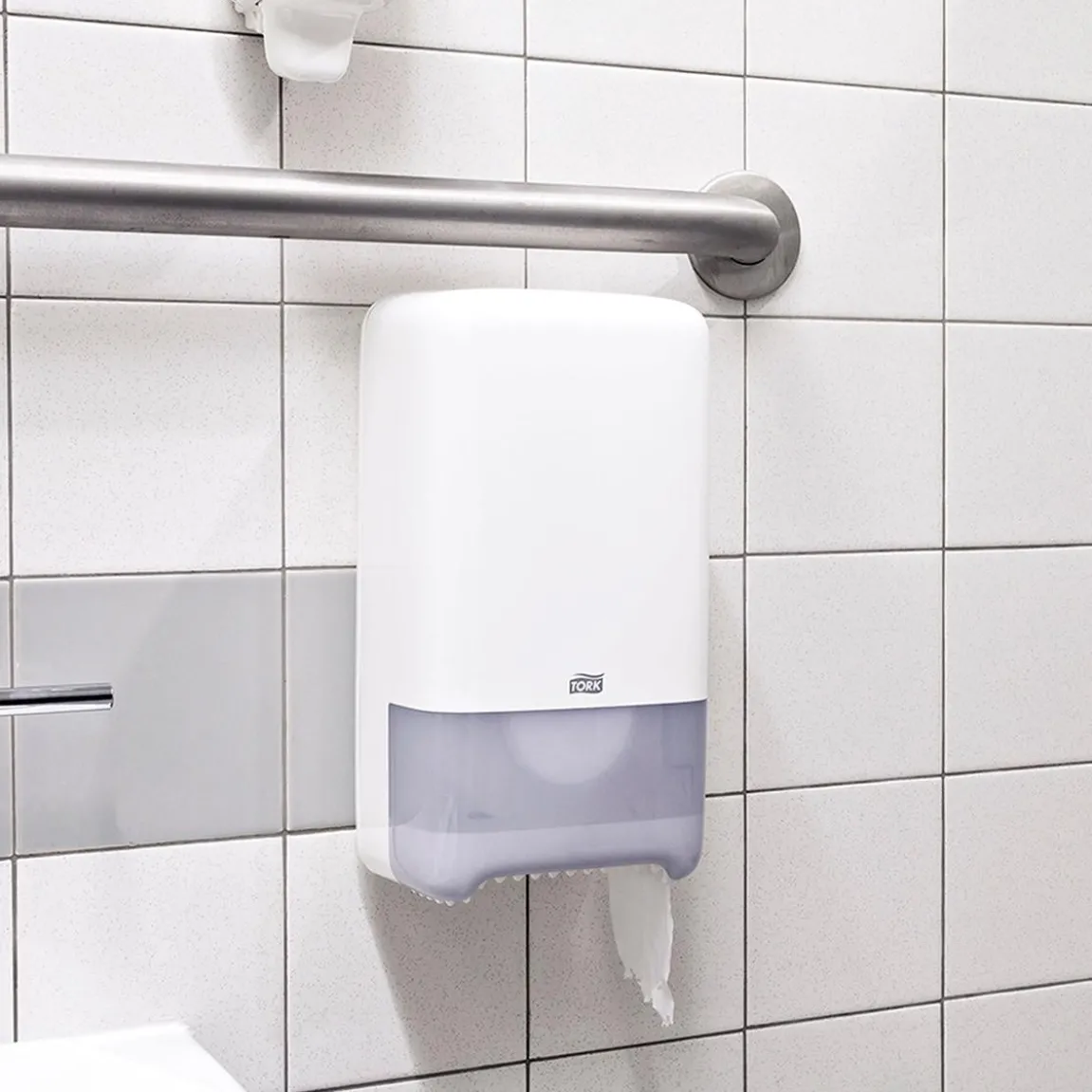 Toalettpapper Tork T6 Advanced 2-lg Vit 100m